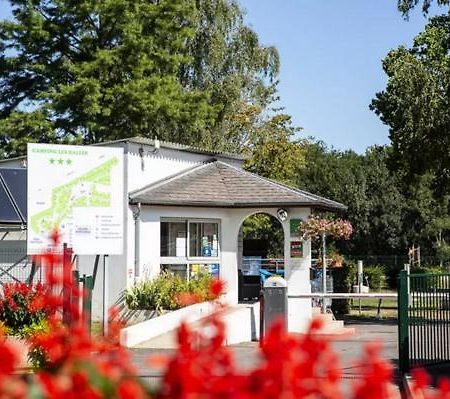 Camping Onlycamp Des Halles Decize Exterior photo