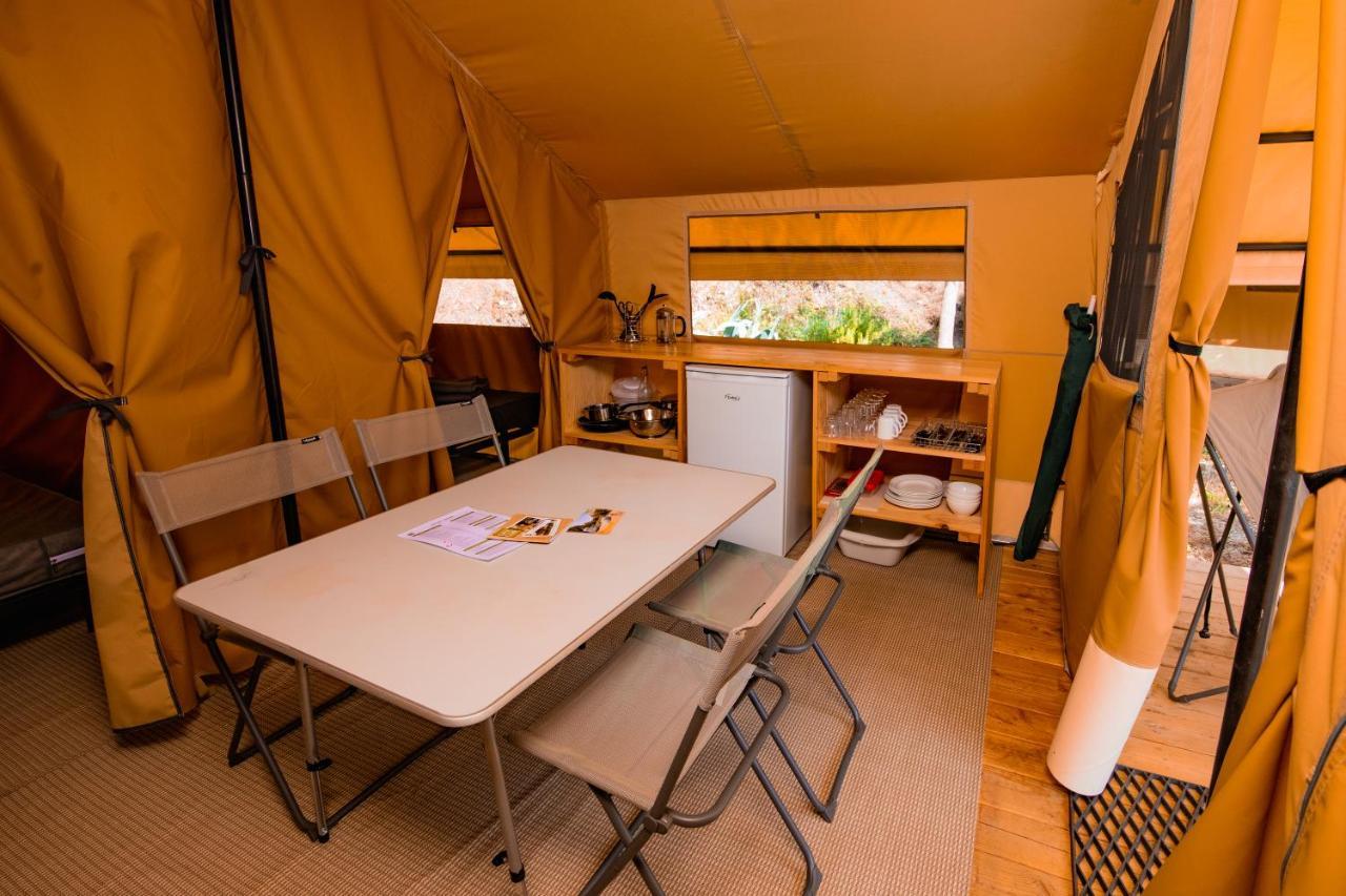 Camping Onlycamp Des Halles Decize Exterior photo